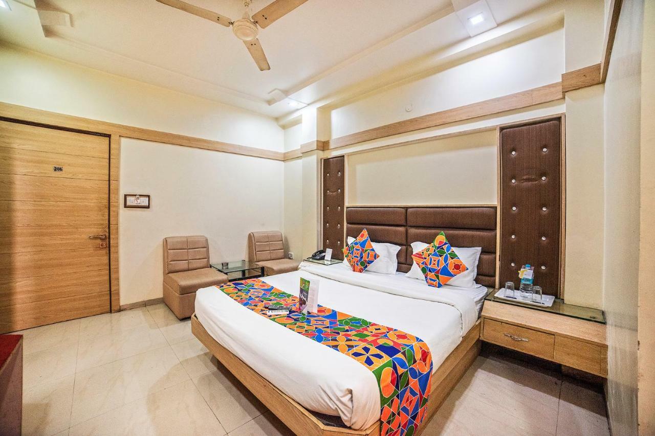 Fabhotel Santoor Geeta Bhawan Square Індаур Екстер'єр фото