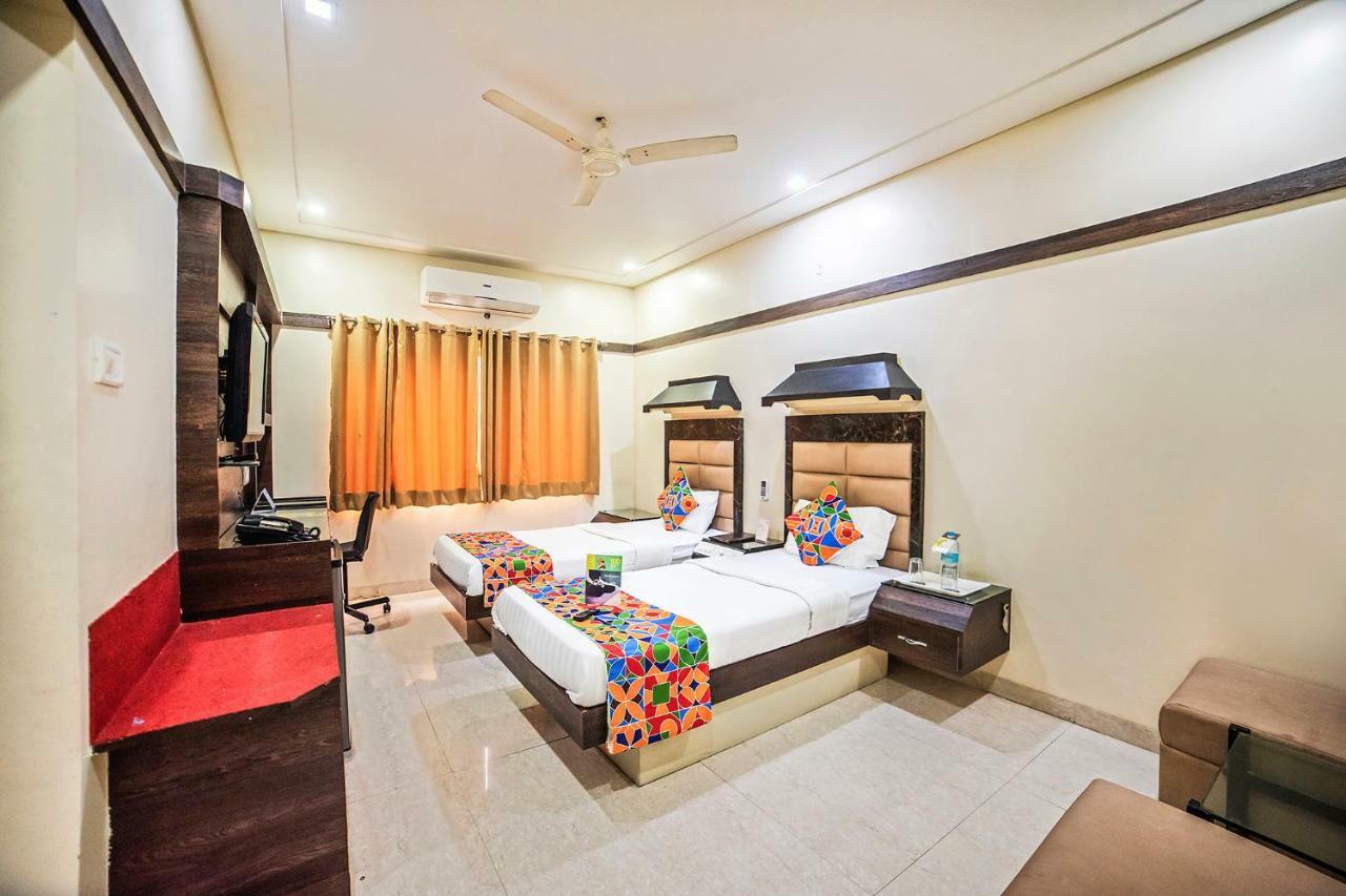 Fabhotel Santoor Geeta Bhawan Square Індаур Екстер'єр фото